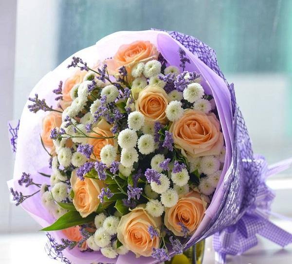 Điện Hoa Hậu Giang - Hoa Sài Gòn